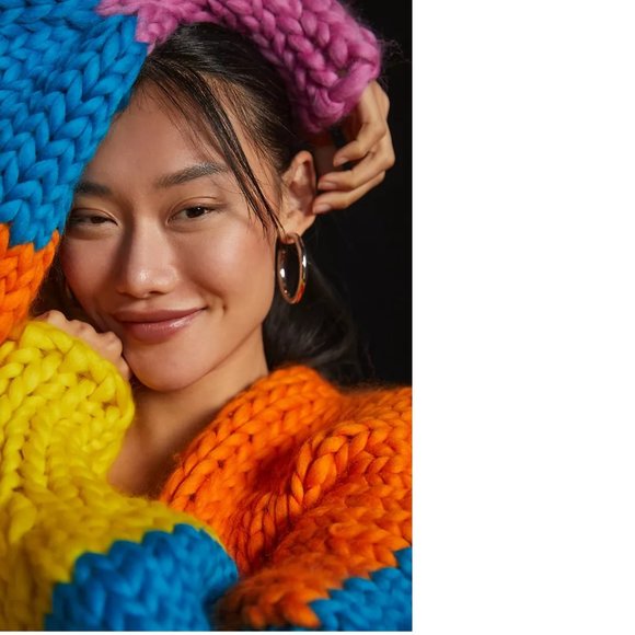 COPY - Hope Macaulay Hand-Knit Daphne Cardigan Sweater - Picture 3 of 8